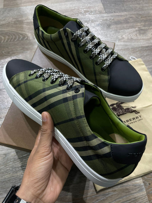 BURBERRY || CANVAS CHECK PRINT SNEAKERS / GREEN - FASHION MYST