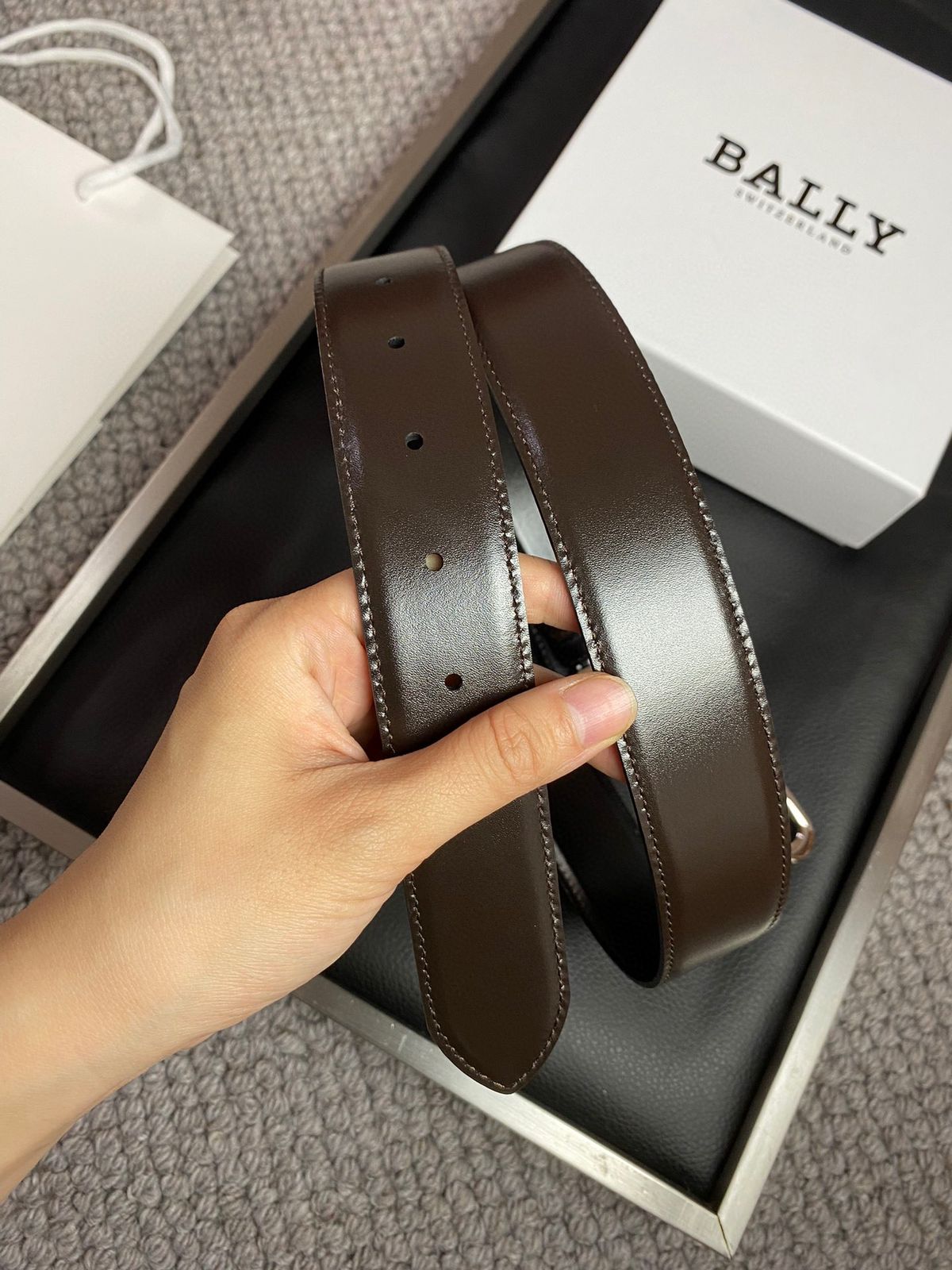 Britt Reversible Belt with Buckle Closure For Men - FASHION MYST