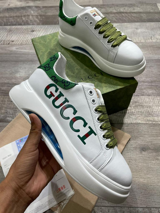 GUCCI || CHUNKY B GG LOW TOP SNEAKER - FASHION MYST