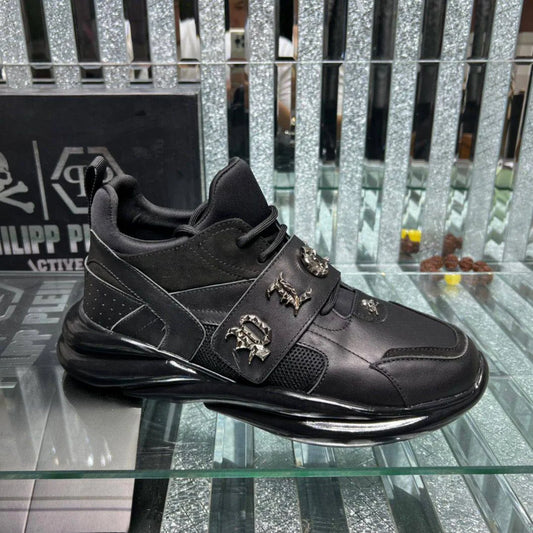 PHILIPP PLEIN || Runner Gothic Low-Top Black Sneakers- FASHION MYST