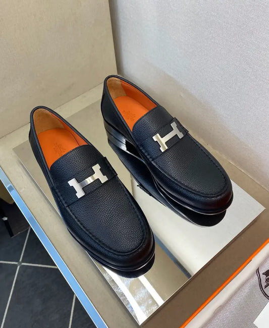HERMES || Destin Grain H -Logo Leather Black Loafers