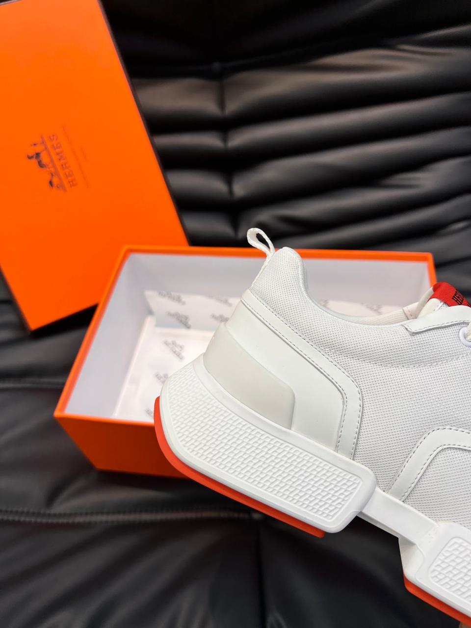 HERMES | Low-Top White Sneakers - FASHION MYST