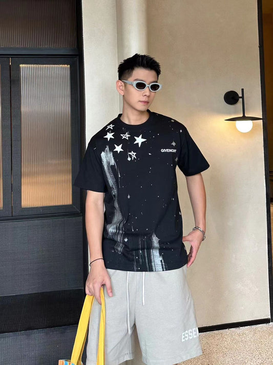 Givenchy Star Print Drop-Shoulder Short-Sleeved T-Shirt - FASHION MYST