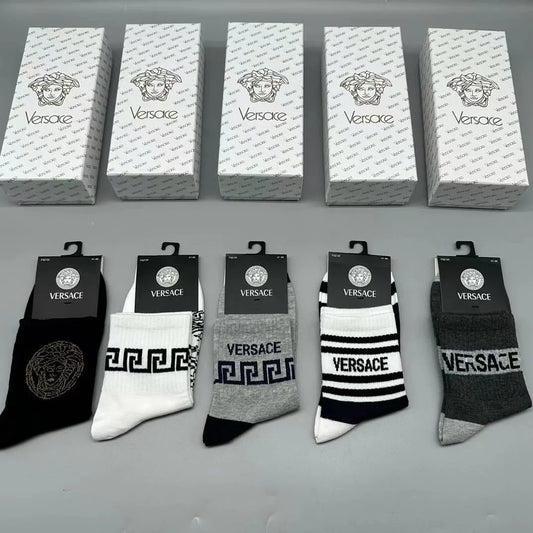 VERSACE || Logo Cotton Blend Crew Socks In Nero - FASHION MYST