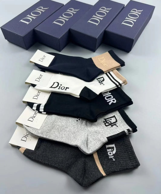 Christian Dior || Dior Logo Classic Cotton Socks (Five Pcs Combo Box) - FASHION MYST
