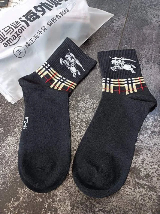 BURBERRY || Pre-owned Unisex Set Of 5 Socks With Box Collections Brand With Tags In Multicolor - FASHION MYST