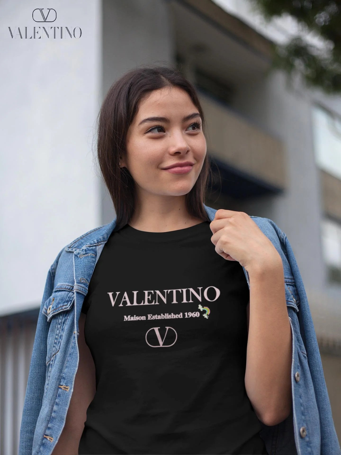VALENTINO || Vintage Valentino Italy Big Logo T-Shirt For Her 