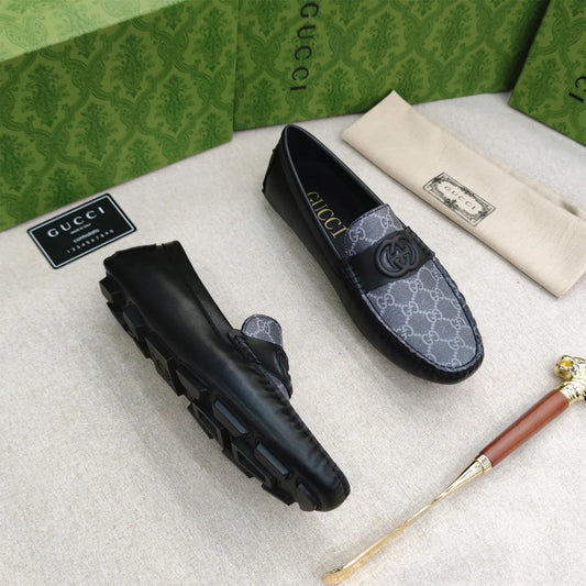GUCCI || Interlocking GG-logo Leather Loafers | Black- FASHION MYST