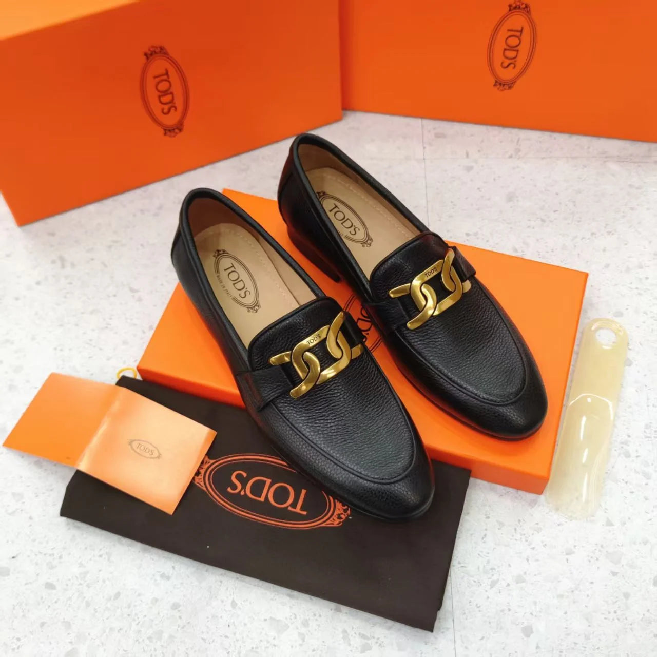 TODS || Black Logo Buckled Men