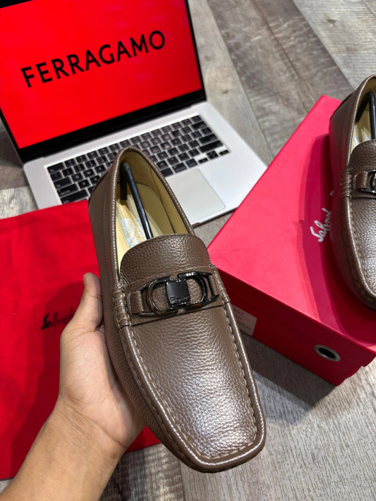 FERRAGAMO || Brown Leather Loafers – Luxury Formal Footwear