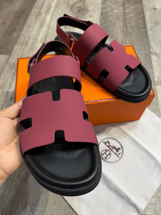 HERMES || Inspired Luxury Men's Burgundy Sandals – Urban Chic Comfort