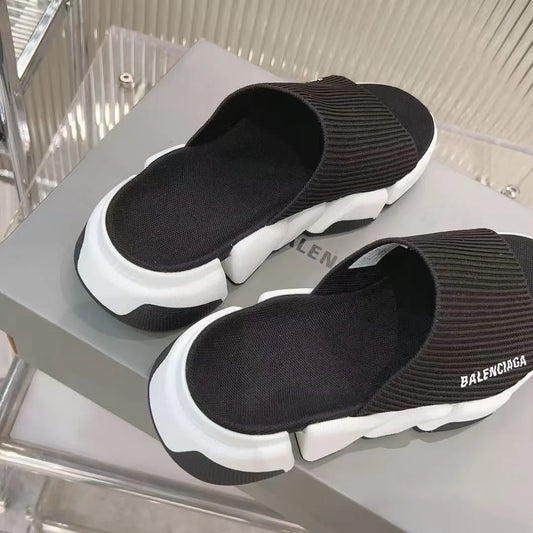 BALENCIAGA || Speed Sneaker Hybrid Slide – Black Ribbed Knit with Articulated Contrast Sole