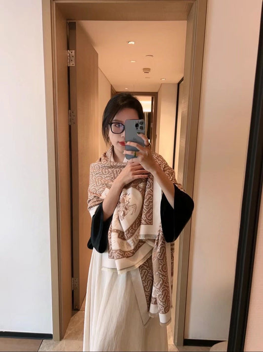 AUTHENTIC WOOLEN STOLE FOR LADIES - FASHION MYST