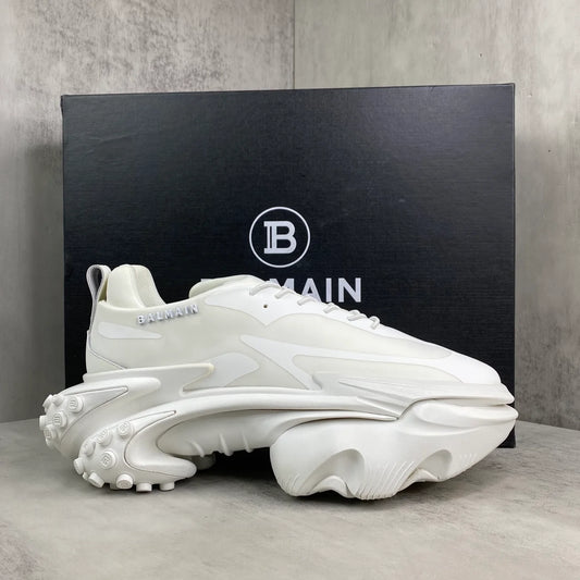 BALMAIN || Unicorn Low-Top Sneakers in Neoprene and Calfskin – Triple White