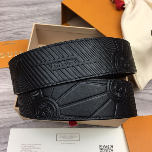 LOUIS VUITTON || INITIALES 40MM REVERSIBLE BLACK BELT - FASHION MYST