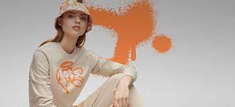 PREMIUM GRAFFITI PRINT TRACKSUIT FOR WOMEN - FASHION MYST