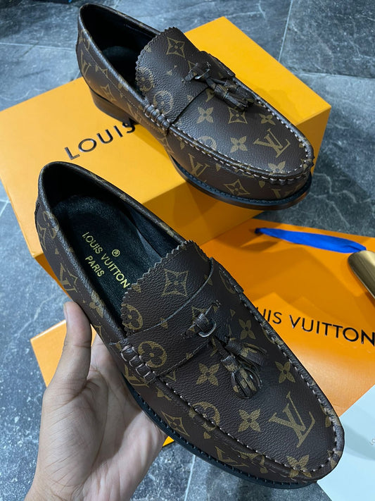 LOUIS VUITTON || Monogram Print Luxury Major Calf Leather Loafers /Brown - FASHION MYST