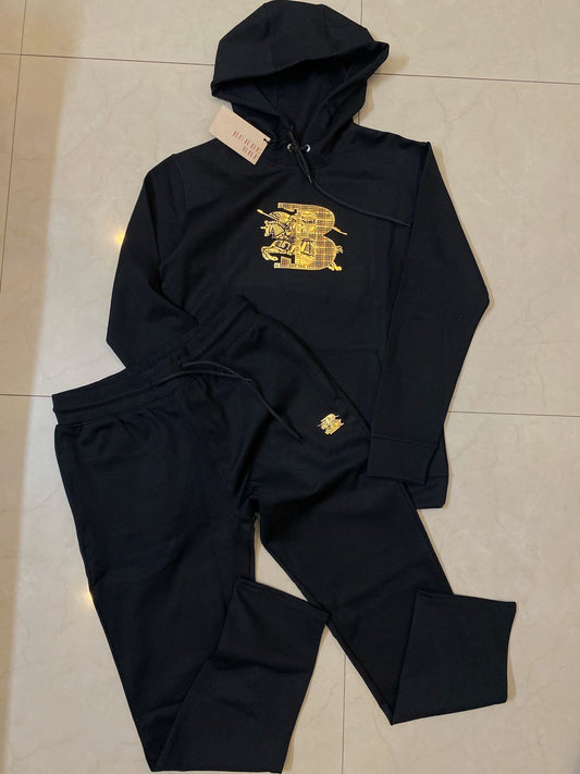 BURBERRY || IMPORTED 2023 STORE ARTICLE TRACKSUIT FOR MEN - FASHION MYST