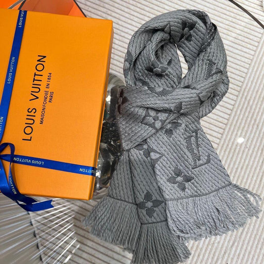 LATEST EDITION OF UNISEX REVRSIBLE MUFFLER - FASHION MYST