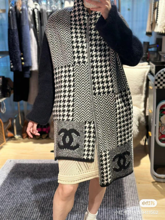 HOUNDSTOOTH CASHMERE JACQUARD SCARF - FASHION MYST