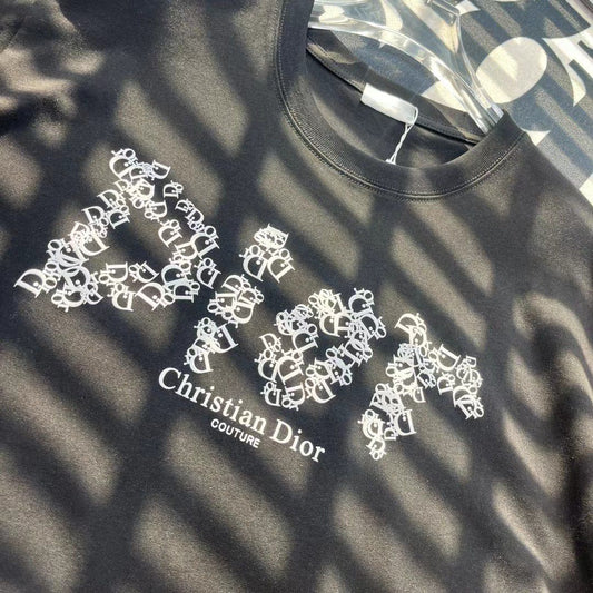 CHRISTIAN DIOR || BLACK DROP SHOULDER LOGO PRINT T-SHIRT - FASHION MYST