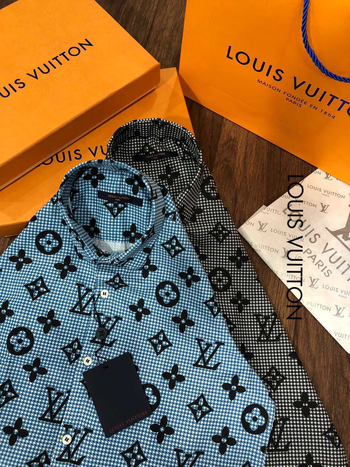 LOUIS VUITTON || Men's LV Monogram Bandana Long Sleeve Shirt