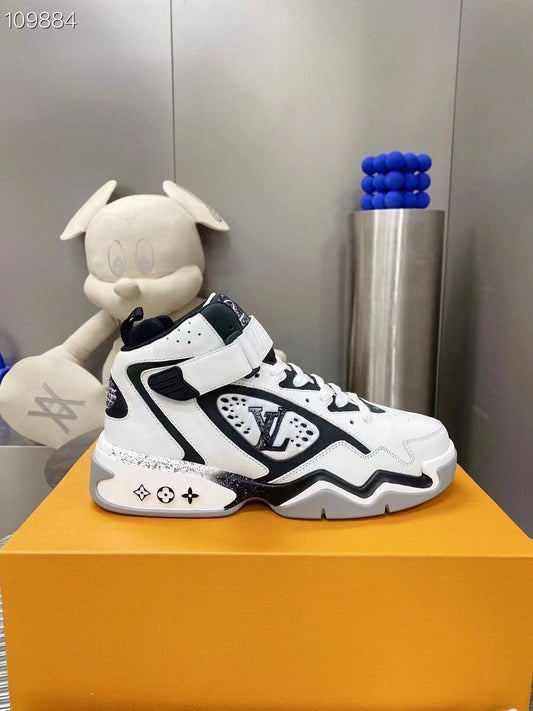 PREMIUM STREET STYLE SNEAKRS - FASHION MYST