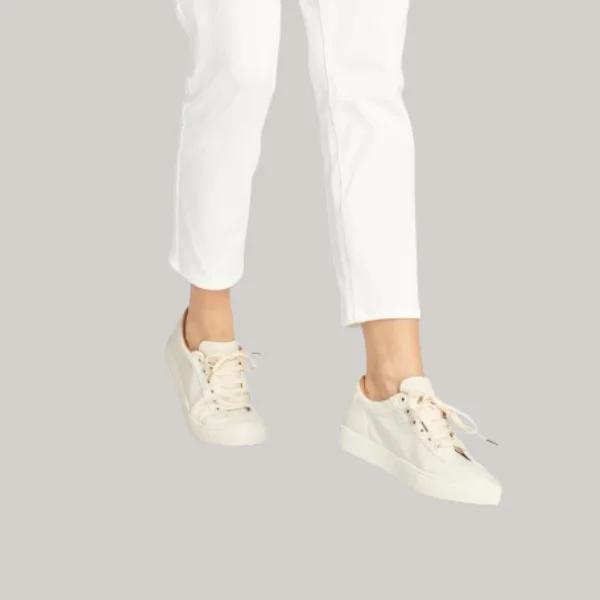 LADIES SHOES AND SNEAKERS - FASHION MYST 