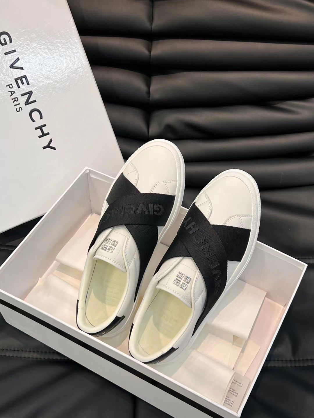 Chaussure Givenchy Femme Givenchy Paris Basket BASKETS CITY SPORT