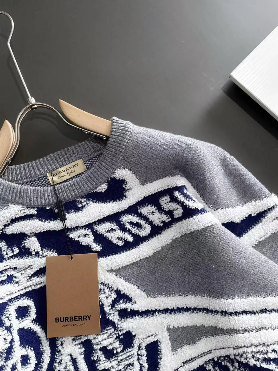 BURBERRY || Big Go Intarsia Jacquard Grey Sweater Knit