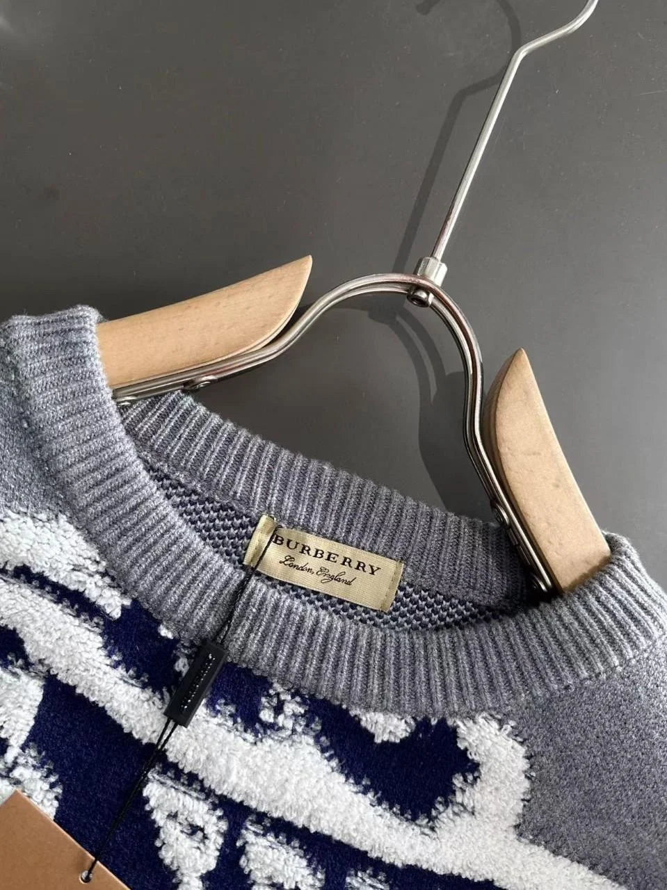 BURBERRY || Big Go Intarsia Jacquard Grey Sweater Knit