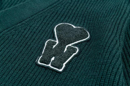 AMI PARIS || Men's Dark Green Ribbed Cardigan with Heart Emblem – Stylish Casual Wear