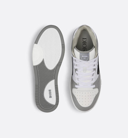 CHRISTIAN DIOR || Mid-Top Sneaker Grey and White Smooth Calfskin Oblique Jacquard Sneaker