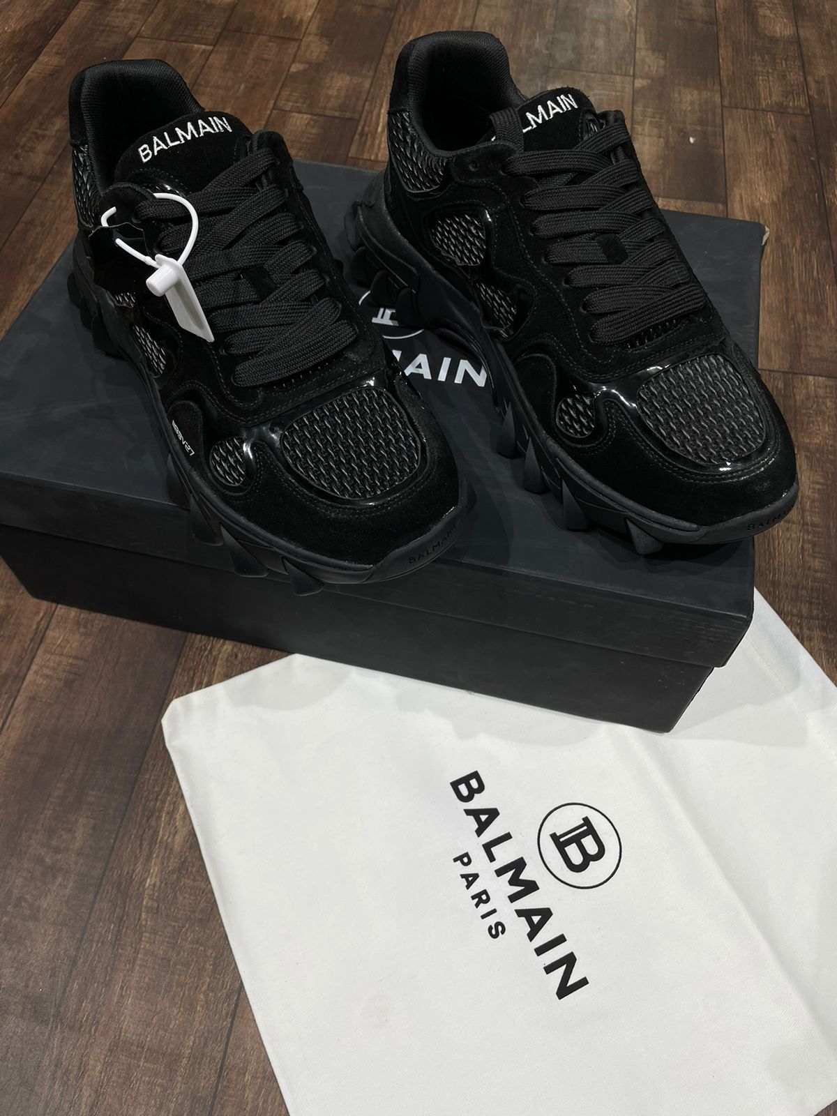 BALMAIN || B-EAST LOGO COMBO SNEAKER IN BLACK - FASHION MYST 