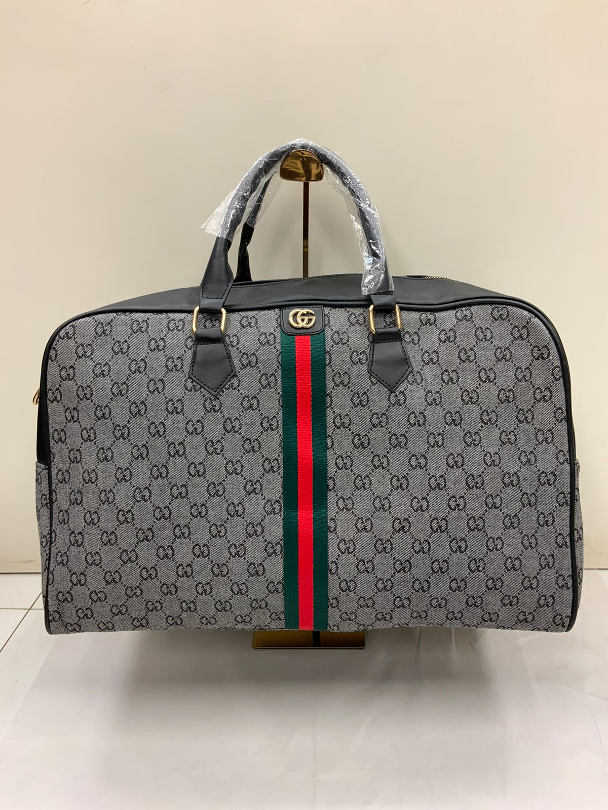 GUCCI || AUTHENTIC QUALITY OF TRAVLE BAG - FASHION MYST 