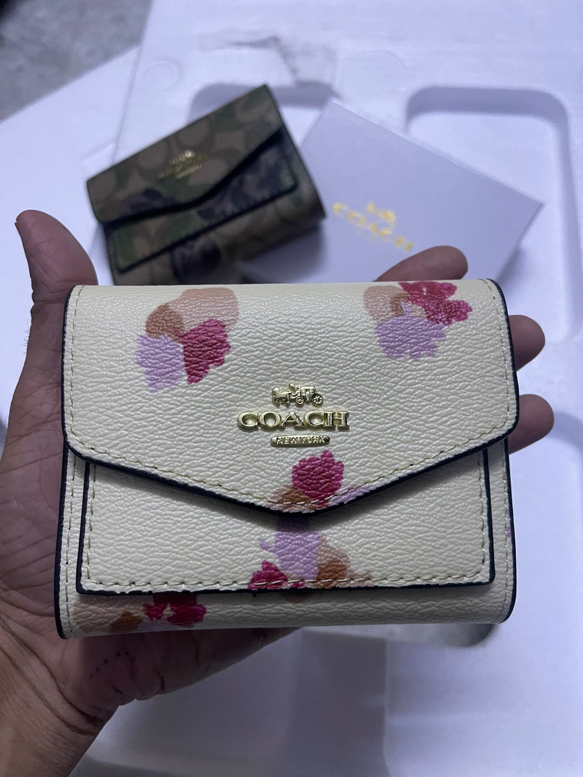 COACH Small Trifold Wallet With Lovely Flower Print - FASHION MYST 