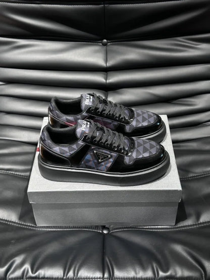 PRADA || Downtown Re-Nylon Low-Top Sneaker / Black - FASHION MYST 