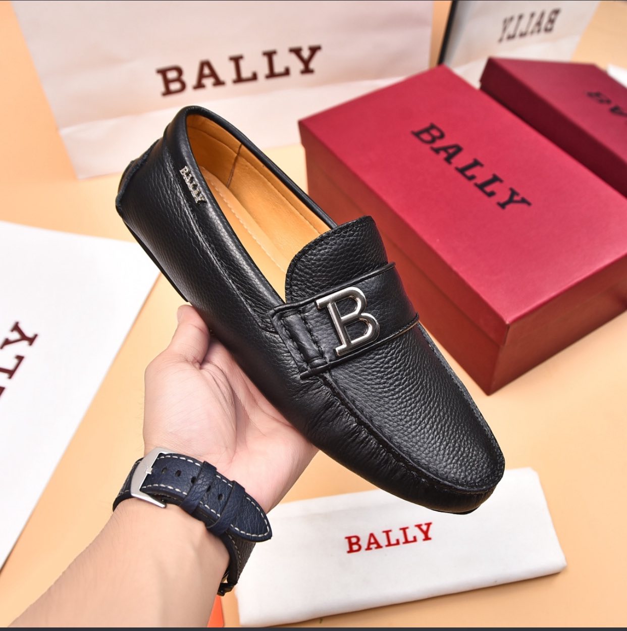 BALLY || Black Leather Loafers With Signature “B” Logo 