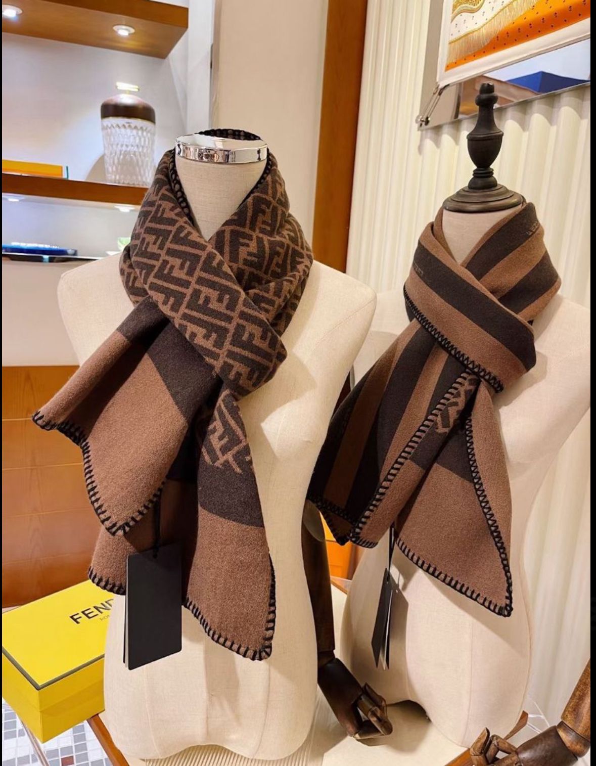 DOUBLE SIDED DESIGNER WOOLEN SCARF – FASHION MYST