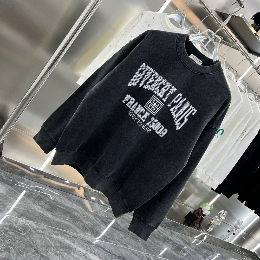 GIVENCHY || College Embroidered Logo Crew Sweat - Black - FASHION MYST 