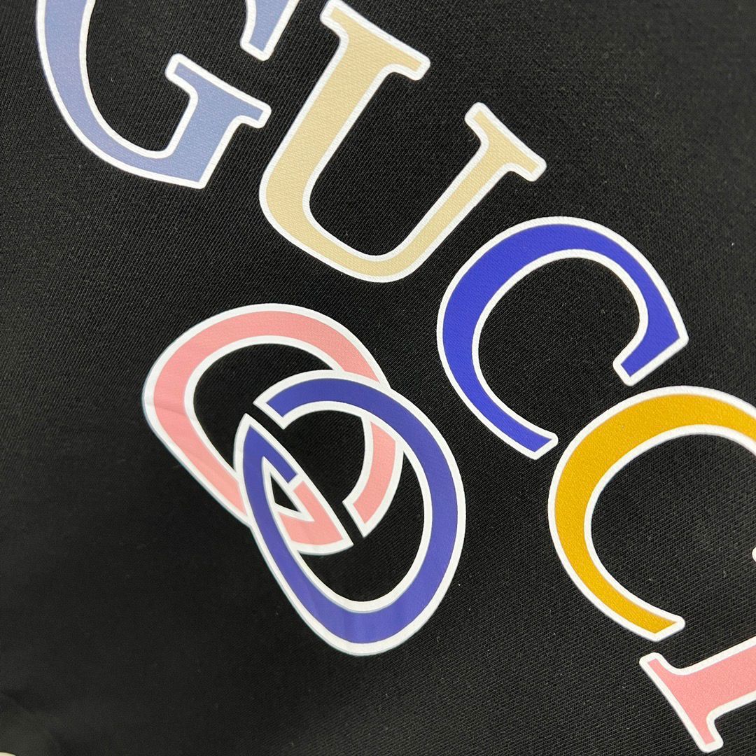 GUCCI || Oversized Multi-Color GG Logo Sweatshirt / Black - FASHION MYST 