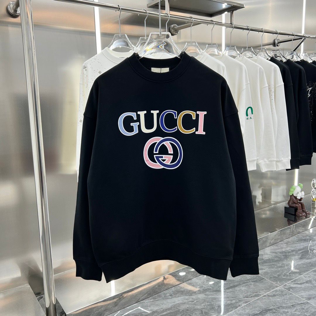 GUCCI || Oversized Multi-Color GG Logo Sweatshirt / Black - FASHION MYST 