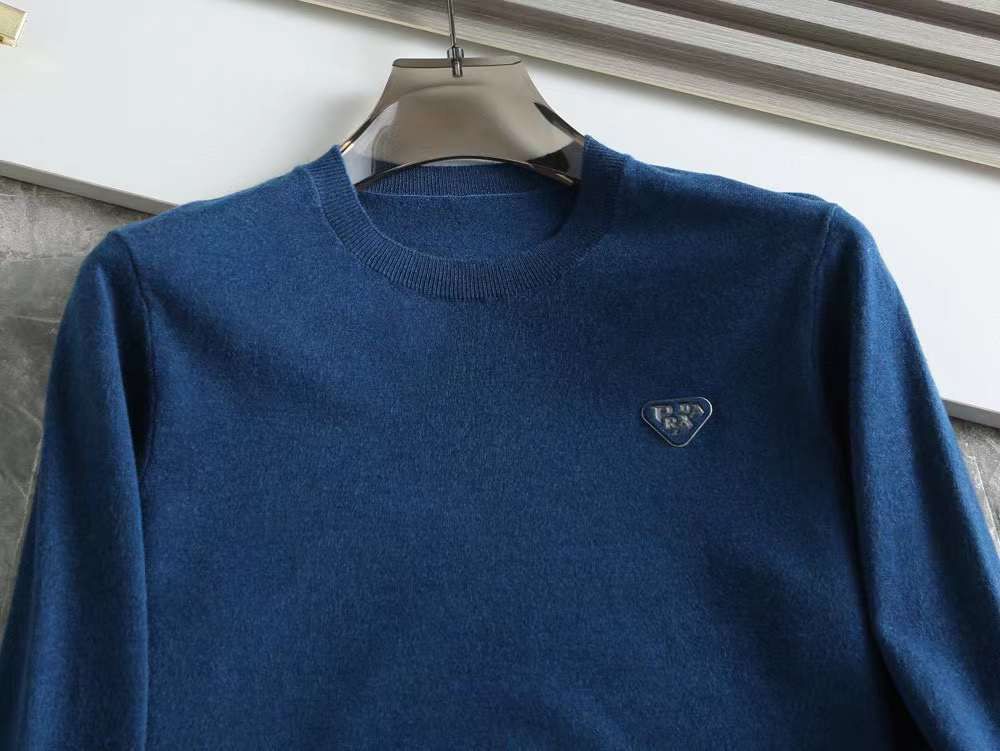 PRADA || Branded Letter-Printed Crew Neck Pullover - FASHION MYST 