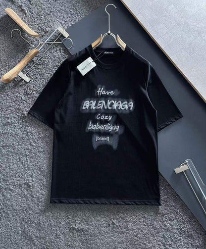 BALENCIAGA || Logo-Print Short-Sleeve T-Shirt – FASHION MYST