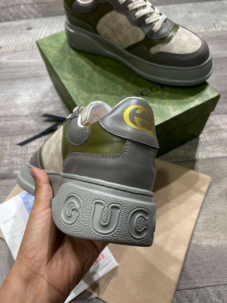 GUCCI || CHUNKY B GG SNEAKER-GREY - FASHION MYST 