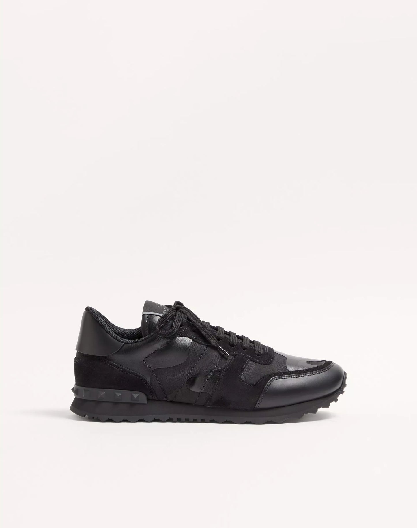 VALENTINO || Men’s Rockrunner Sneaker in Black Camouflage and Suede