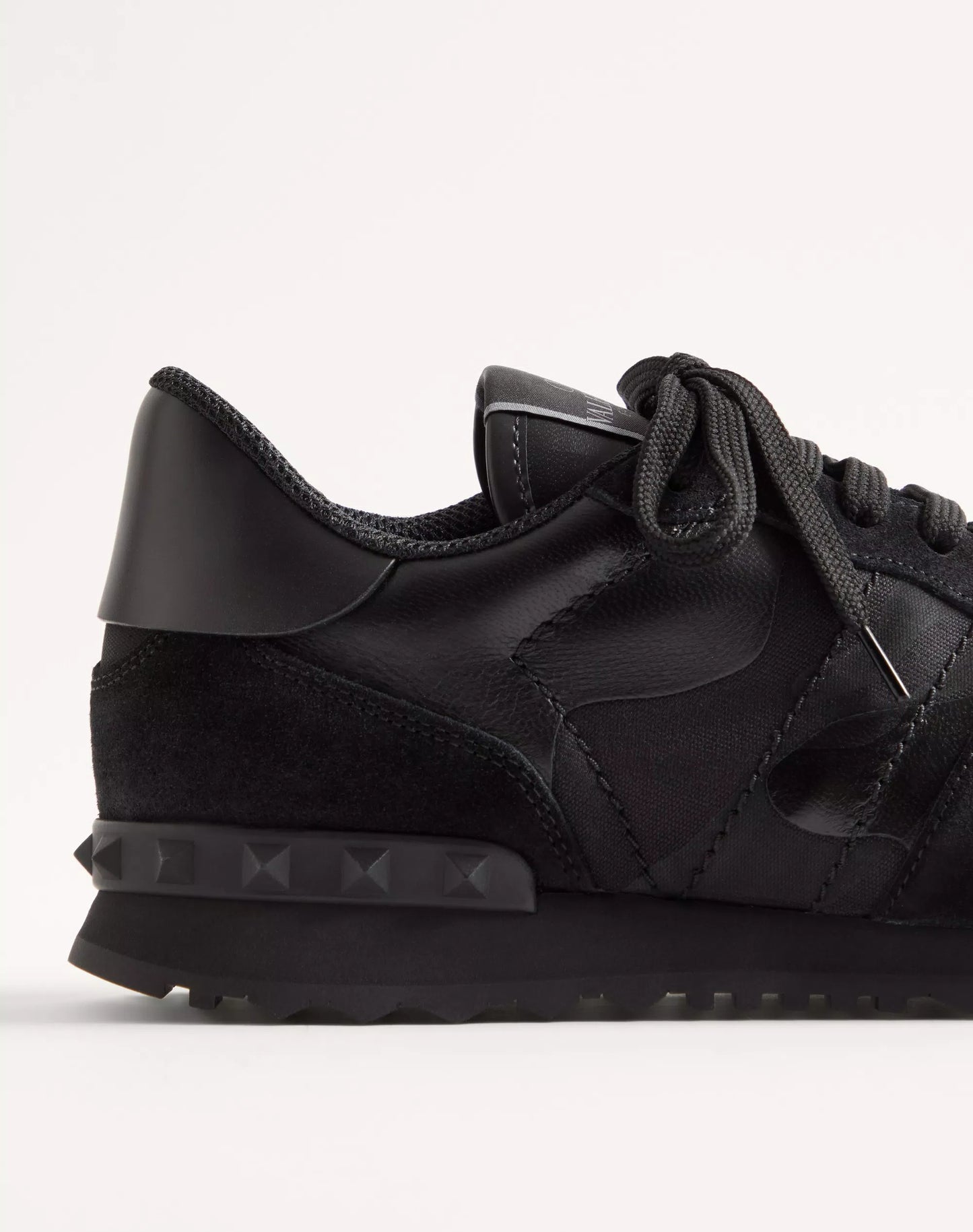 VALENTINO || Men’s Rockrunner Sneaker in Black Camouflage and Suede