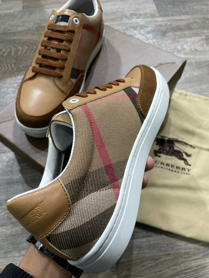 BURBERRY || Salmond Leather Check Sneakers - Beige - FASHION MYST 