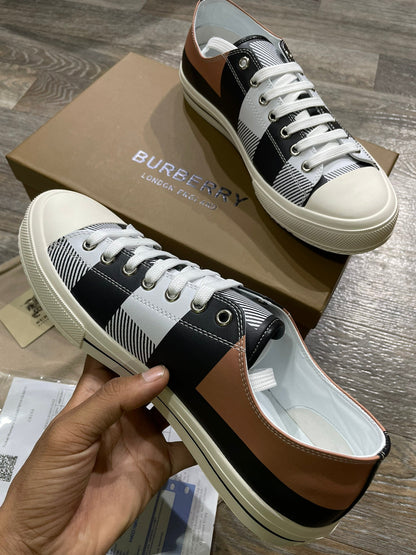 BURBERRY || Checked Canvas Low Top Silhouette Sneaker - FASHION MYST 