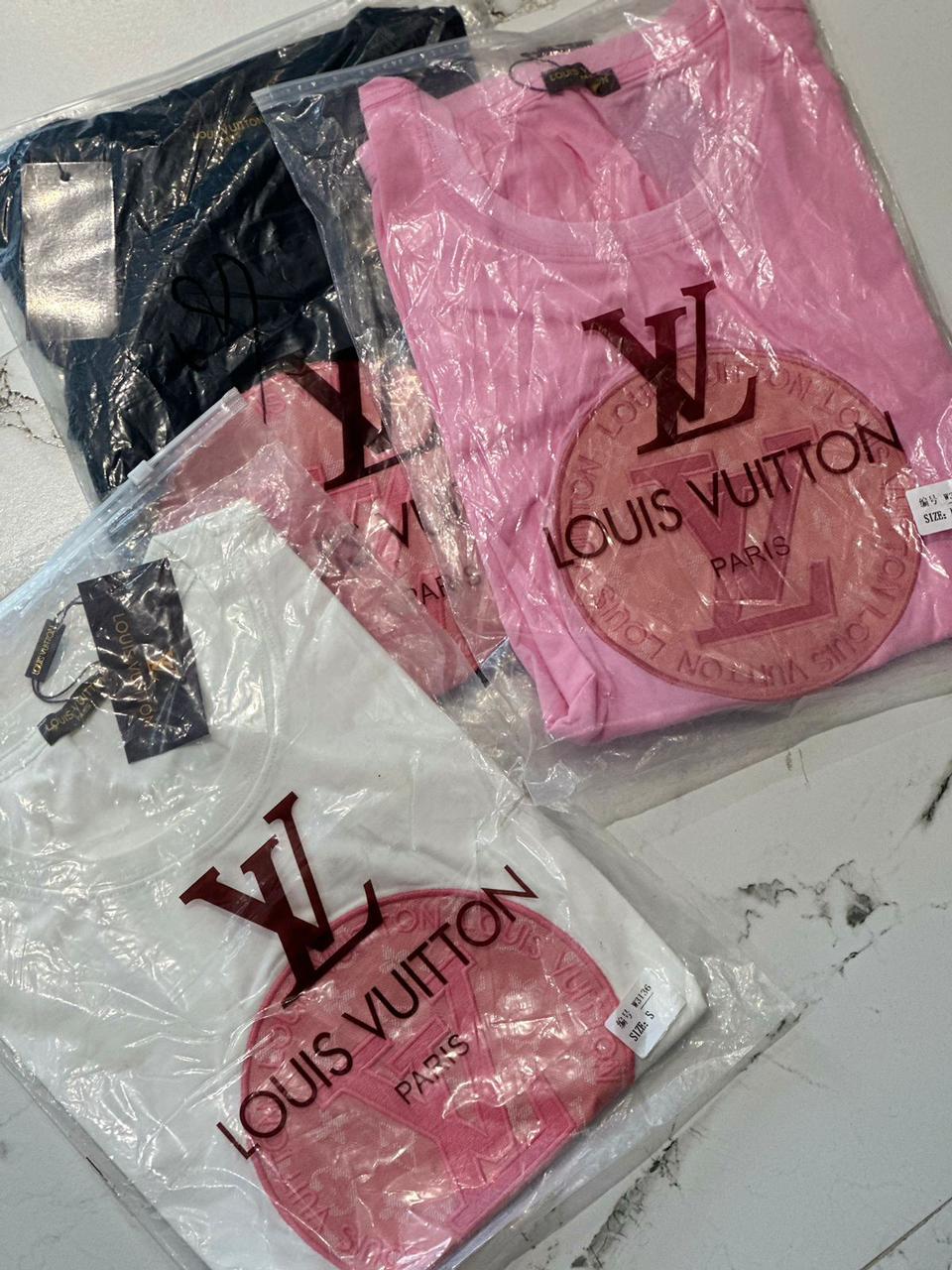 LOUIS VUITTON || Embossed LV Logo Patch Tees For Women - FASHION MYST 